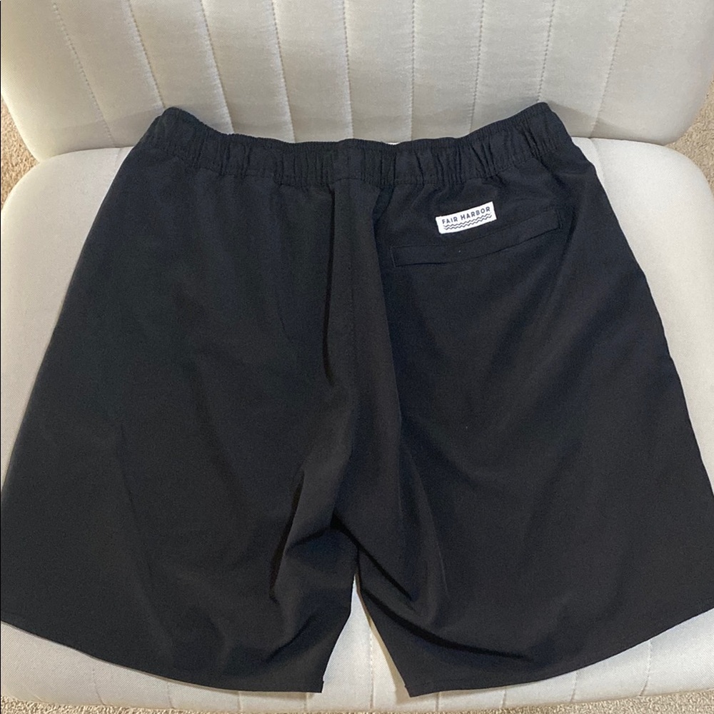 Fair Harbor - “ANCHOR” - Swim Suit - BLACK - MEDIUM - LINED - 9” INSEAM - Picture 3 of 3